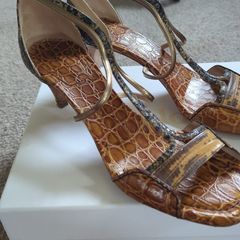 Chloe Tan & Gold Sandals - Size 40