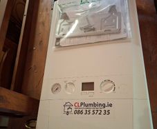 Gas boiler with cylinder
