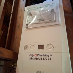 Gas boiler with cylinder