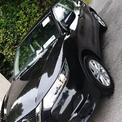 2018 - Black Nissan Qashqai