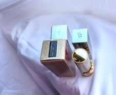 Luxury Bundle of 2 Pat McGrath Labs BlitzTrance 075 Rebel Red And Tom Ford Extreme Lip Spark Dazed Red-Berry shades