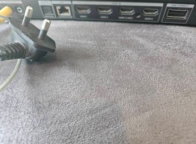Samsung one connect box and fibre cable
