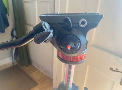 Manfrotto MVH502AH Pro Video Head & Heavy duty tripod