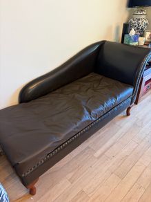 Chaise Longue- reduced need gone
