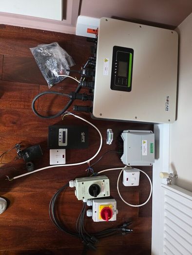 SOFAR HYD 3680-EP 3.68kW Hybrid Solar System + PVDivert - Perfect Working Condition