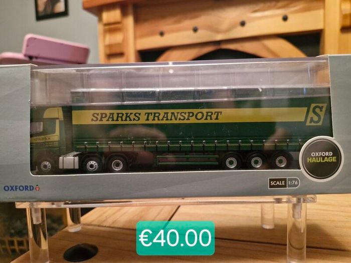 model buses/trucks