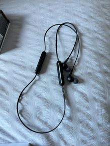 Sony WI-XB400 Extra Bass Wireless In-Ear Headphones - Black