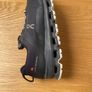 on Cloud trainers size 5.5 or 38.5 Image 6