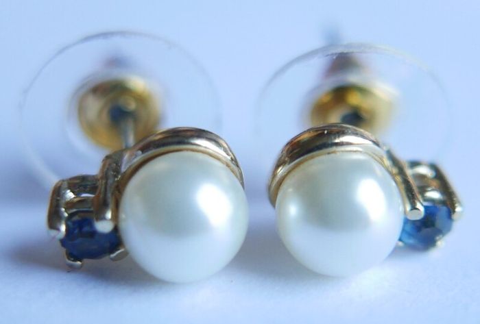 Vintage Pearl & Topaz Stud Earrings in 9ct Yellow Gold Plated