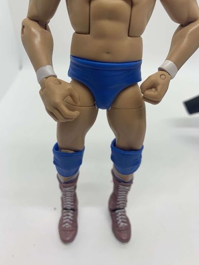 wwe elite legends series 1 Rowdy Rody Piper action figure