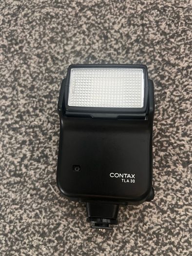 Contax 137 MD Quartz Camera with Accessories (see description)