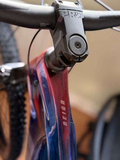 Giant Reign Advanced Pro 2 2025 (new) Full Carbon