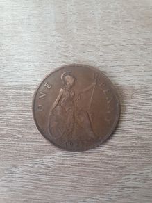 Great Britain UK 1927 One Penny George V Coin - free standard postage