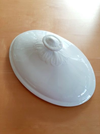 Antique tureen lid