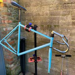 track frameset