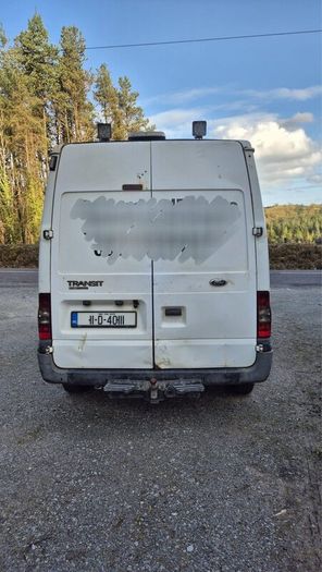 Crew cab ,6 seater  Ford transit van