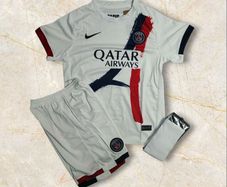 Paris St Germain (away) Kids Full Kit ,size : 10/11 Yrs