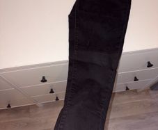 Black skinny jeans