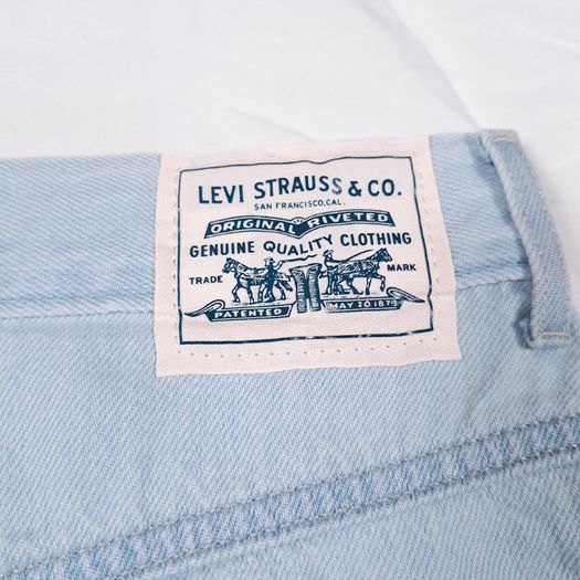 Levi's Light Wash Blue Denim Pleated Featherweight Mini Skirt 12UK/40EU