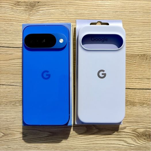 BRAND NEW Pixel 10 128GB - Indigo Blue - Unlocked + Google Case