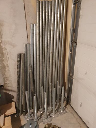 Scaffold tube and fittings ; excellent condition ; various items