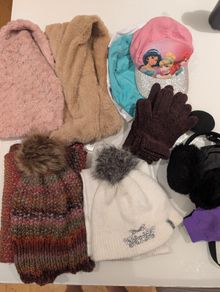 Winter Accessories (Women & Kids mix)