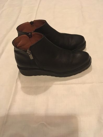 Vitulli Italy Boots size EU-37, UK-4