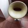 leather swivel chair Image 3