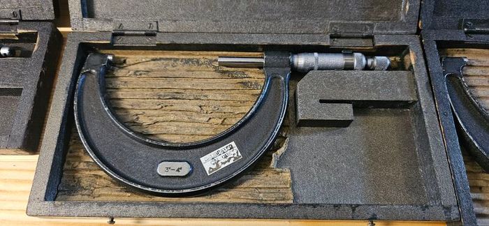 5 boxed micrometers, Starrett and M&W