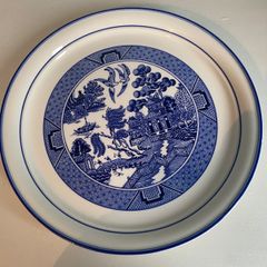 ARKLOW Fabulous collectors large 10.5 inch willow pattern plate