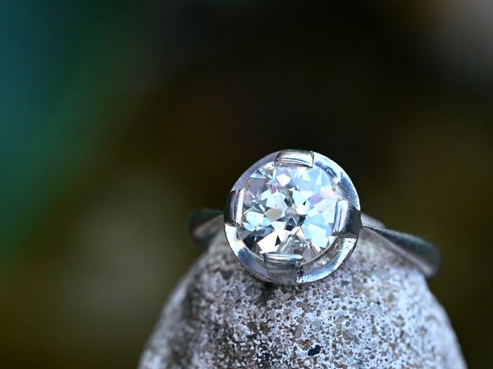 Large Art Deco 1.8ct Diamond Solitaire Ring - Platinum