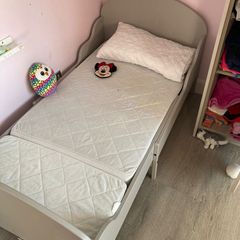 Toddler bed for sale
