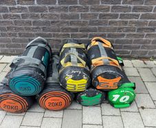 7 x Commercial Sandbags/Power Bags 7.5kg - 20kg
