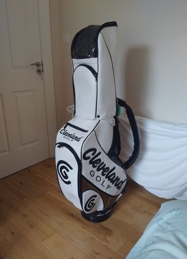 cleveland golf tour action bag