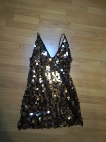 Sparkly mini dreas