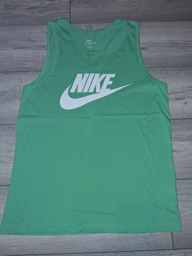 x2 Bundle - Nike Sleeveless Top Bundle - RRP - 32.00 & RRP - 15.00 = RRP - 47.00