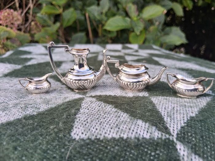 WW11 Irish Sterling Silver Minature Tea Service (1941)