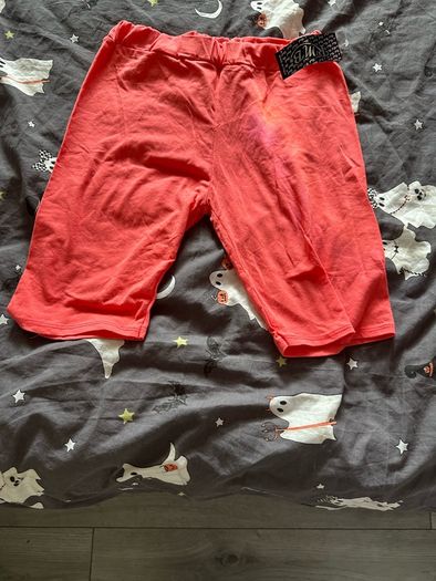 Light orange short