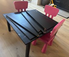 Kids Table & chairs