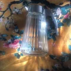 sugar dispenser