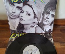 Blondie - Eat to the Beat
