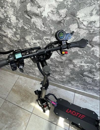 Laotie Es18 E scooter