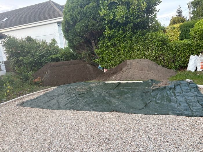 sand/topsoil/stone