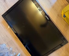42" Samsung TV