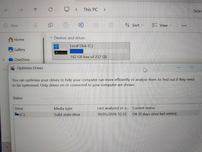 Dell Latitude 5420 (Touchscreen), i7 Cpu (11th gen), 32 GB Ram,256 GB (SSD).