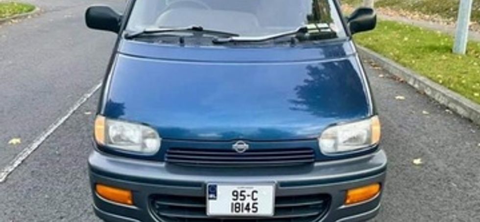 1995 Nissan Serena