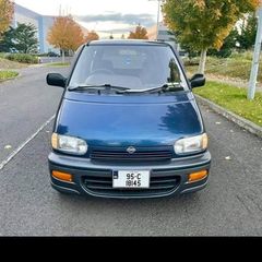 1995 Nissan Serena