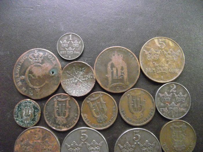 Lot Of Old Swedish Coins (1805-1993)#80