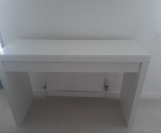 Dressing table