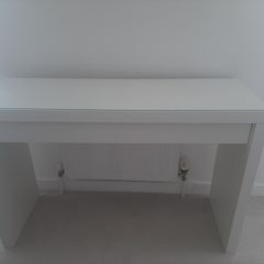 Dressing table